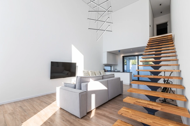 Купить дом на улице Гранатовая в Краснодарском крае. Вариант № 3928640, 5, площадь -  квм, цена 80000000 рублей