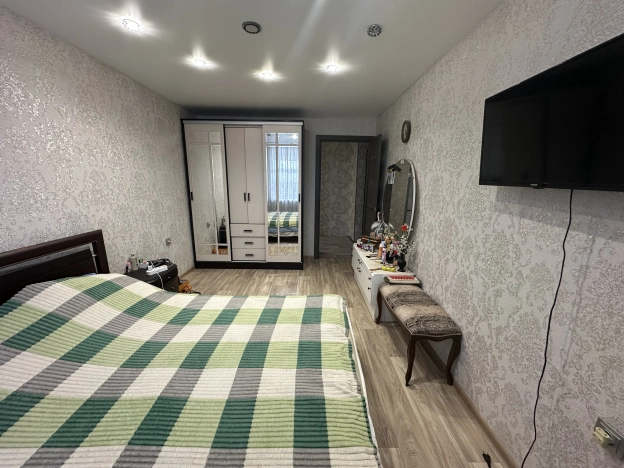 Купить многокомнатную квартиру в Архангельской области. Вариант № 24401, 8, площадь -  квм, цена 7600000 рублей