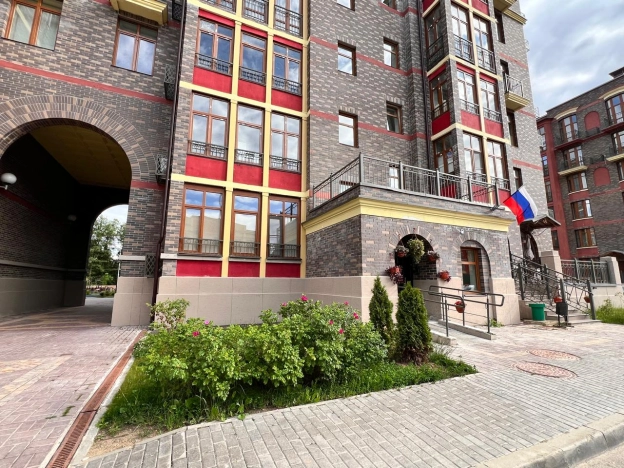 . Вариант № 2375208, 3, площадь - 74 квм, цена 16300000 рублей