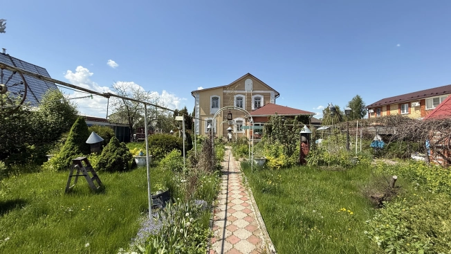 Купить дом в Москве. Вариант № 6144568, 35, площадь -  квм, цена 7500000 рублей