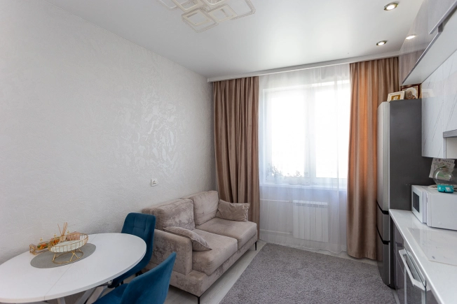 Купить квартиру на улице Нижняя Дуброва в Владимире. Вариант № 3822773, 4, площадь -  квм, цена 6450000 рублей