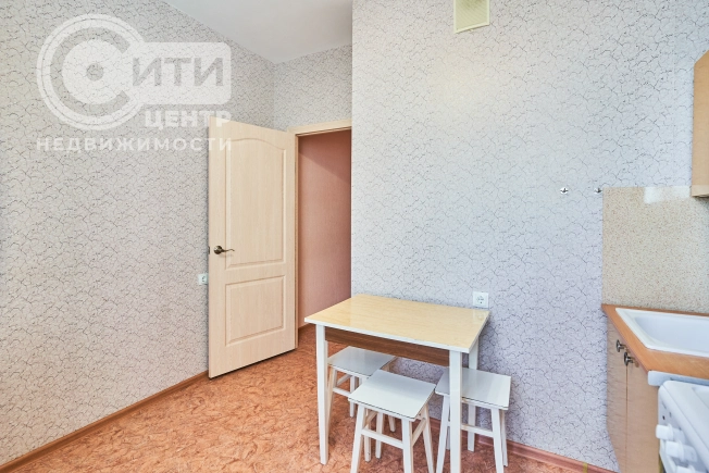 Купить квартиру на улице Туполева в Воронеже. Вариант № 16960, 5, площадь -  квм, цена 5650000 рублей