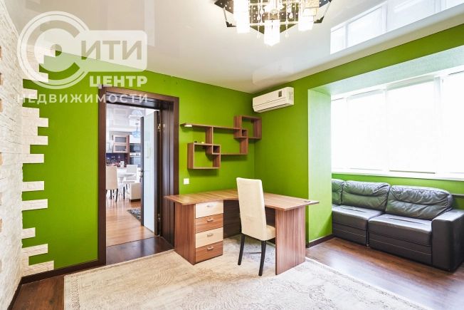 Купить трехкомнатную квартиру в районе Центральный в Воронеже. Вариант № 53484, 14, площадь -  квм, цена 8999000 рублей