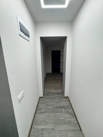 Купить трехкомнатную квартиру в Новосибирской области. Вариант № 10073743, 7, площадь -  квм, цена 8990000 рублей