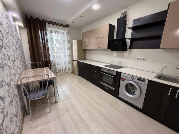 Купить квартиру в районе Ленинский в Воронеже. Вариант № 7611131, 16, площадь -  квм, цена 8750000 рублей