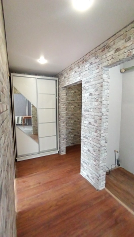 Купить двухкомнатную квартиру в Омске. Вариант № 6018, 10, площадь -  квм, цена 4990000 рублей