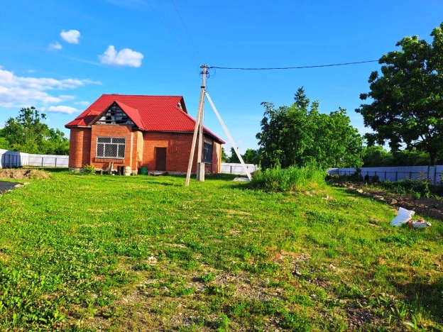 Купить дом на улице Почтовая в Приморском крае. Вариант № 8739, 7, площадь -  квм, цена 1900000 рублей