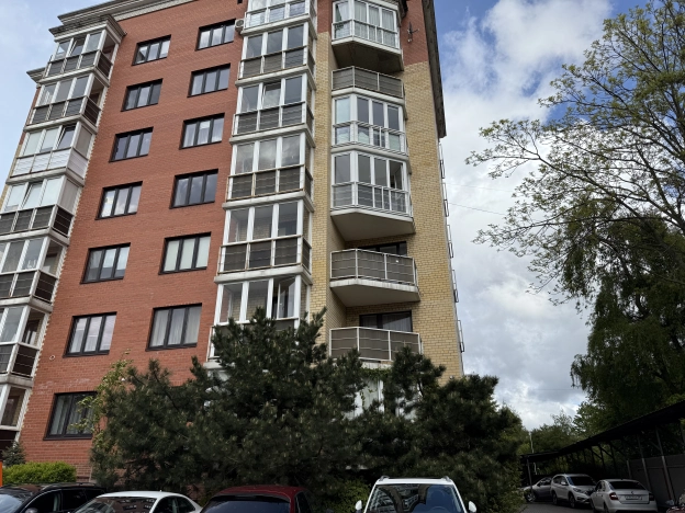 Купить двухкомнатную квартиру в районе Центральный в Калининграде. Вариант № 53435, 18, площадь -  квм, цена 13000000 рублей