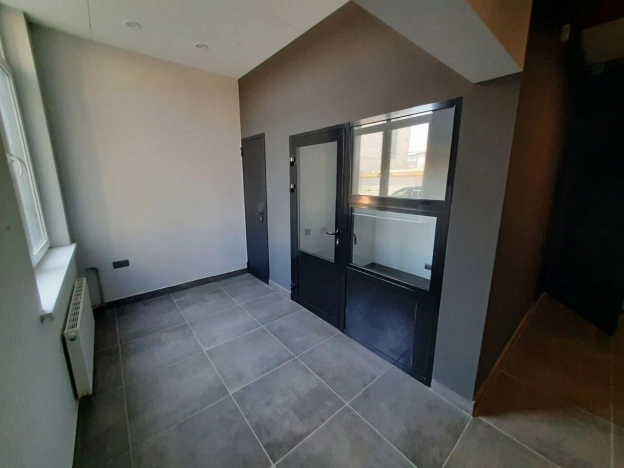 Купить двухкомнатную квартиру в Краснодаре. Вариант № 8300057, 16, площадь -  квм, цена 11950000 рублей