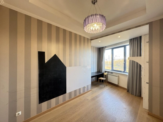 Купить квартиру в Москве. Вариант № 9944975, 19, площадь -  квм, цена 59500000 рублей