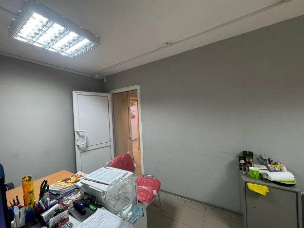 Снять коммерческую недвижимость в Тобольске. Вариант № 335773, 11, площадь -  квм, цена 130000 рублей