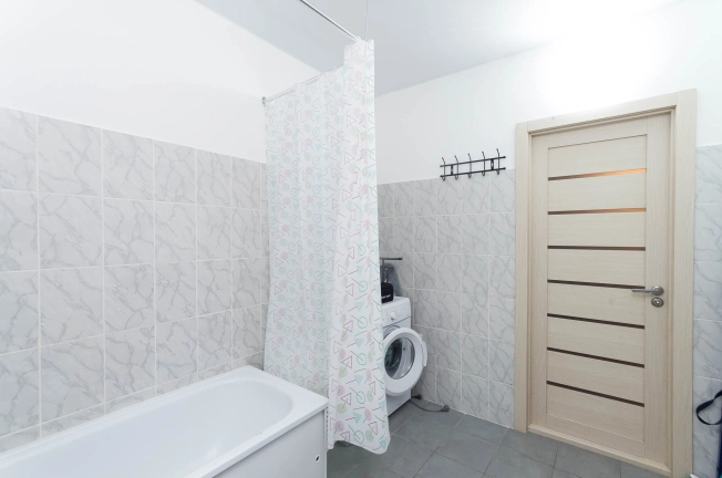 Купить квартиру в Тобольске. Вариант № 9152956, 12, площадь -  квм, цена 5450000 рублей