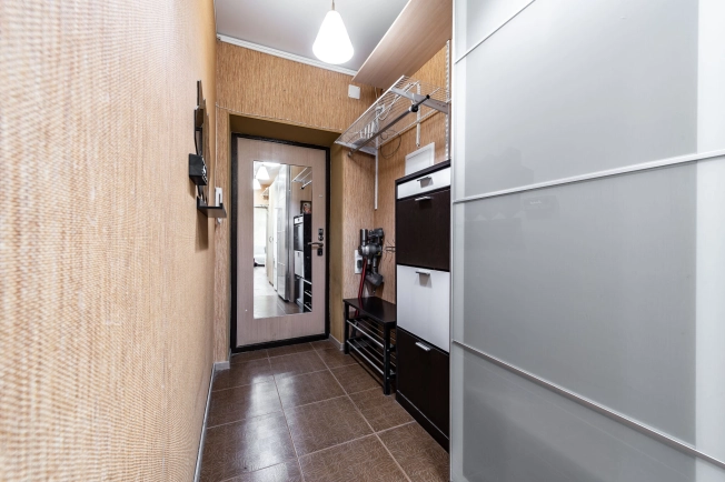 Купить двухкомнатную квартиру в Ленинградской области. Вариант № 5253652, 19, площадь -  квм, цена 7600000 рублей