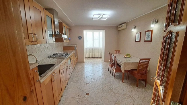 Купить четырехкомнатную квартиру в Йошкар-Оле. Вариант № 5522283, 0, площадь -  квм, цена 14970000 рублей