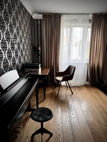 Купить квартиру в Москве. Вариант № 9971049, 16, площадь -  квм, цена 46900000 рублей