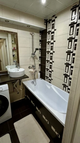 Купить квартиру на улице Пролетарская в Нижнем Новгороде. Вариант № 9646101, 8, площадь -  квм, цена 7490000 рублей