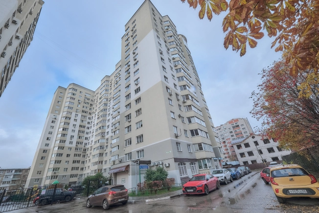 Купить четырехкомнатную квартиру в Рязани. Вариант № 8156308, 18, площадь -  квм, цена 9570000 рублей