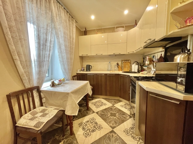 Купить двухкомнатную квартиру в районе Горельники в Жуковском. Вариант № 1283959, 6, площадь -  квм, цена 7799900 рублей