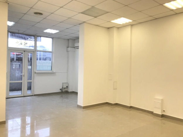 Купить коммерческую недвижимость в Севастополе. Вариант № 3970995, 9, площадь -  квм, цена 11900000 рублей