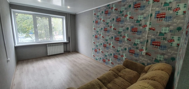 Купить офисы в Тобольске. Вариант № 14496, 2, площадь -  квм, цена 1950000 рублей