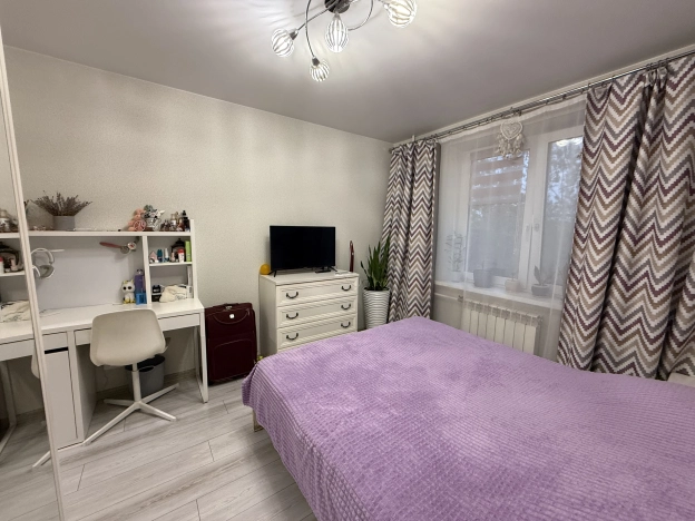 Купить двухкомнатную квартиру на вторичке в Видном. Вариант № 3746035, 3, площадь -  квм, цена 8000000 рублей