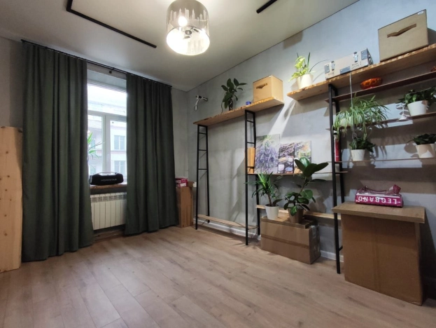 Купить квартиру у метро Елизаровская в Санкт-Петербурге. Вариант № 10718764, 0, площадь - квм, цена 14000000 рублей