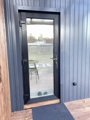 Купить дом на улице Совхозная в Тюменской области. Вариант № 8448606, 9, площадь -  квм, цена 2100000 рублей