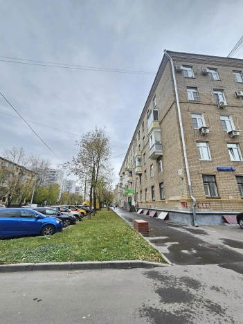 Купить квартиру в Москве. Вариант № 10432441, 25, площадь -  квм, цена 23500000 рублей