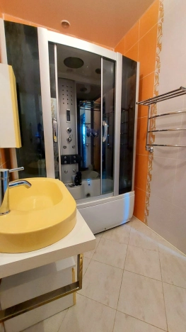 Купить дом в районе Заельцовский в Новосибирске. Вариант № 4134056, 6, площадь -  квм, цена 22000000 рублей