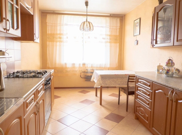 Купить четырехкомнатную квартиру в Владимирской области. Вариант № 8979434, 3, площадь -  квм, цена 6680000 рублей