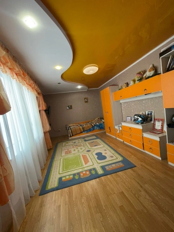 Купить дом в Судаке. Вариант № 11593, 0, площадь -  квм, цена 12400000 рублей