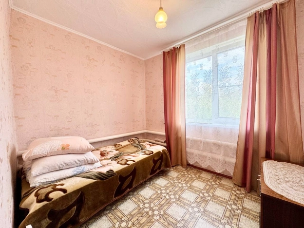 Купить дом на улице Матросова в Республике Башкортостан. Вариант № 6949117, 4, площадь -  квм, цена 750000 рублей