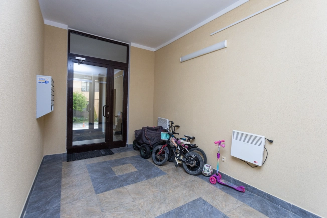 Купить двухкомнатную квартиру у метро Ольховая в Москве. Вариант № 2888772, 40, площадь -  квм, цена 23500000 рублей