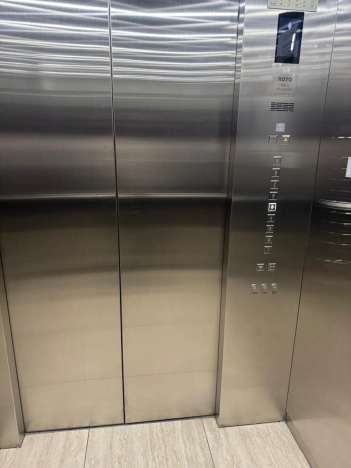 Купить трехкомнатную квартиру в районе Калининский в Новосибирске. Вариант № 4885111, 19, площадь -  квм, цена 11990000 рублей