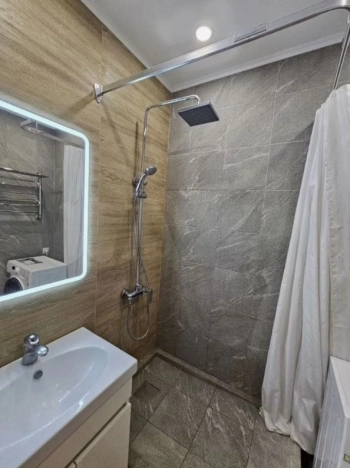 Купить двухкомнатную квартиру в Новосибирской области. Вариант № 8364785, 5, площадь -  квм, цена 8550000 рублей