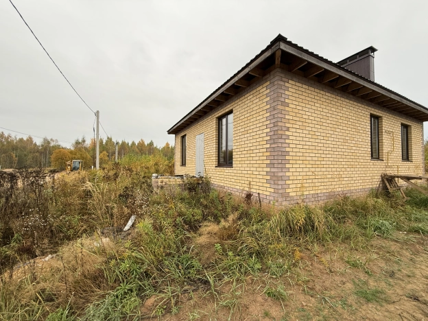 Купить дом в Смоленской области. Вариант № 8042447, 1, площадь -  квм, цена 4500000 рублей