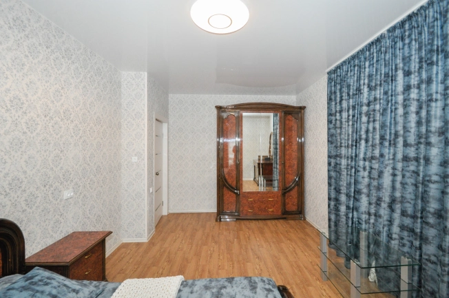 Купить дом в Новосибирске. Вариант № 2986115, 16, площадь -  квм, цена 9800000 рублей