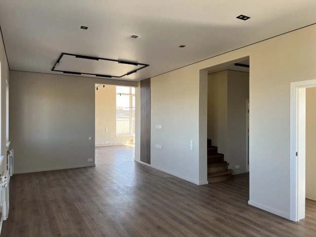 Купить дом в Вологде. Вариант № 30065, 6, площадь - квм, цена 17900000 рублей