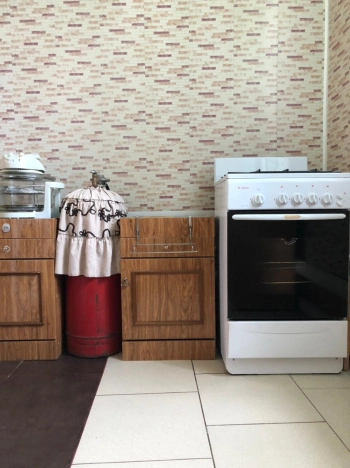 Купить трехкомнатную квартиру на улице 10 лет Октября в Омске. Вариант № 12536, 22, площадь -  квм, цена 2400000 рублей