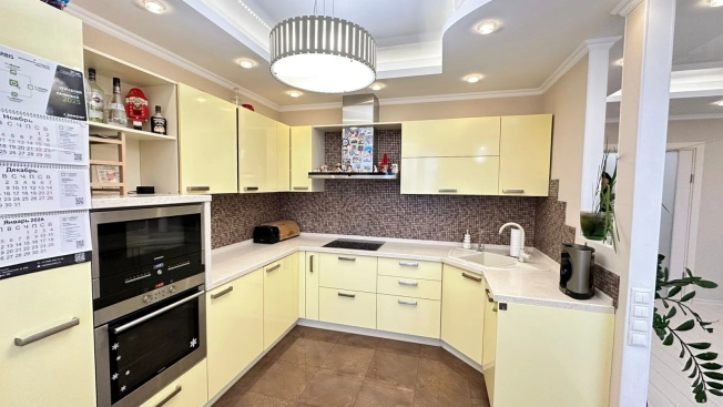 Купить четырехкомнатную квартиру в Пушкине. Вариант № 9105587, 1, площадь -  квм, цена 18350000 рублей