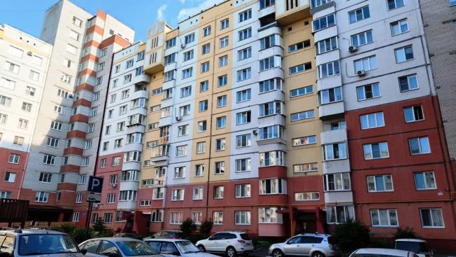 Купить трехкомнатную квартиру в Омске. Вариант № 2455279, 2, площадь -  квм, цена 6800000 рублей