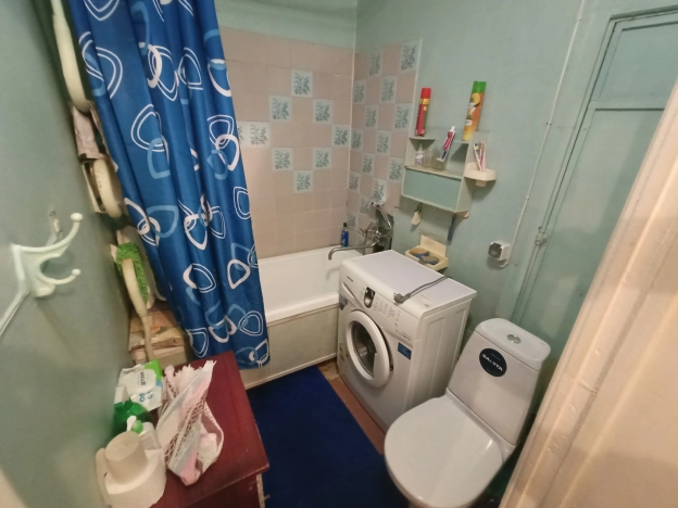 Купить двухкомнатную квартиру в Микрорайоне 15-й, Ангарск в Ангарске. Вариант № 33497, 6, площадь -  квм, цена 3250000 рублей