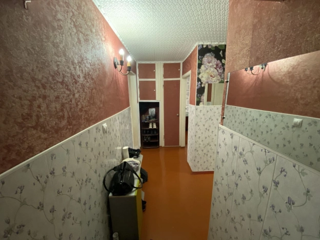 Купить квартиру в Кемерове. Вариант № 9924365, 3, площадь -  квм, цена 3390000 рублей