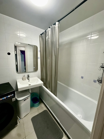 Купить квартиру в Москве. Вариант № 9710781, 8, площадь -  квм, цена 21900000 рублей