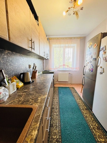 Купить трехкомнатную квартиру в Микрорайоне Ручейный, Сыктывкар в Сыктывкаре. Вариант № 37942, 6, площадь -  квм, цена 4150000 рублей