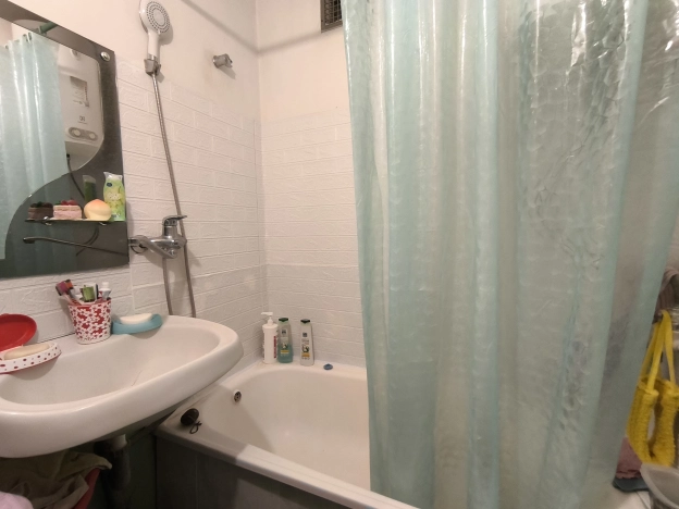 Купить трехкомнатную квартиру на улице Губкина в Белгороде. Вариант № 47658, 18, площадь -  квм, цена 6500000 рублей