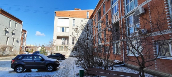 Купить двухкомнатную квартиру в районе Кировский в Волгограде. Вариант № 23147, 17, площадь -  квм, цена 10000000 рублей