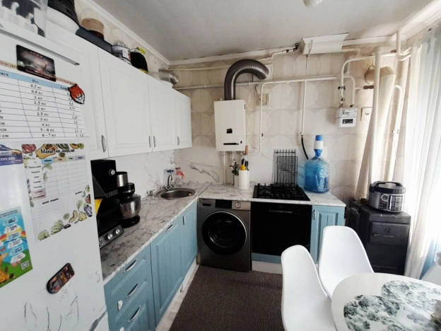 . Вариант № 49433, 8, площадь - 41.8 квм, цена 3150000 рублей