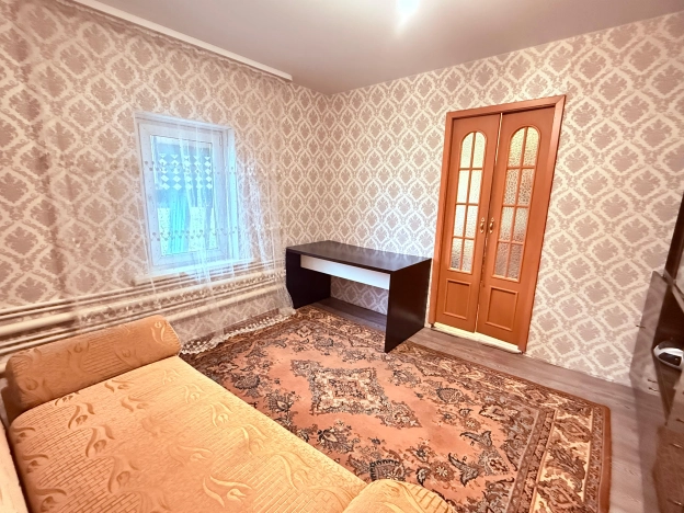 Купить дом в Микрорайоне Порт-Артур в Омске. Вариант № 1901846, 16, площадь - квм, цена 6100000 рублей