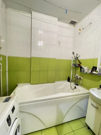 Купить двухкомнатную квартиру в Октябрьском. Вариант № 2669, 7, площадь -  квм, цена 3750000 рублей